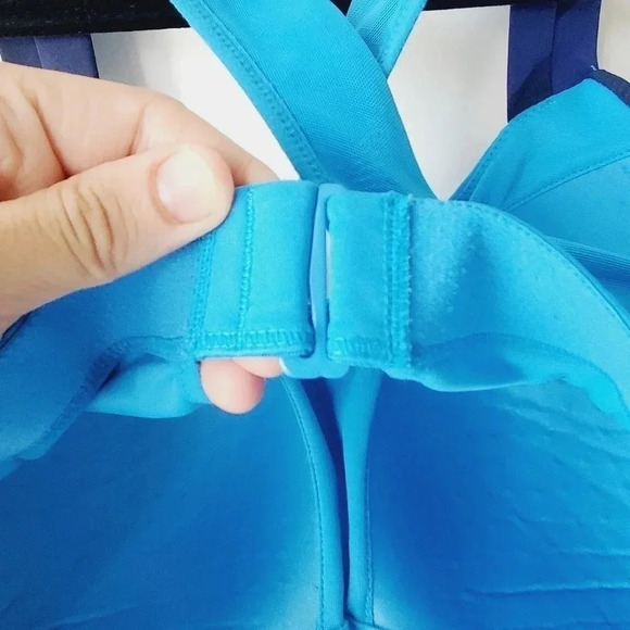 BROOKS WOMEN'S UPLIFT CROSSBACK SPORTS  BRA - Picture 7 of 8